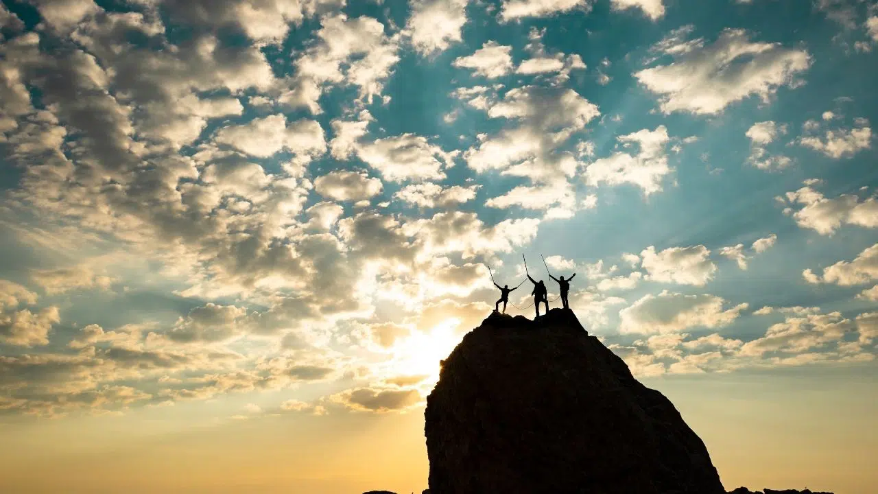 group-top-sunset-peak