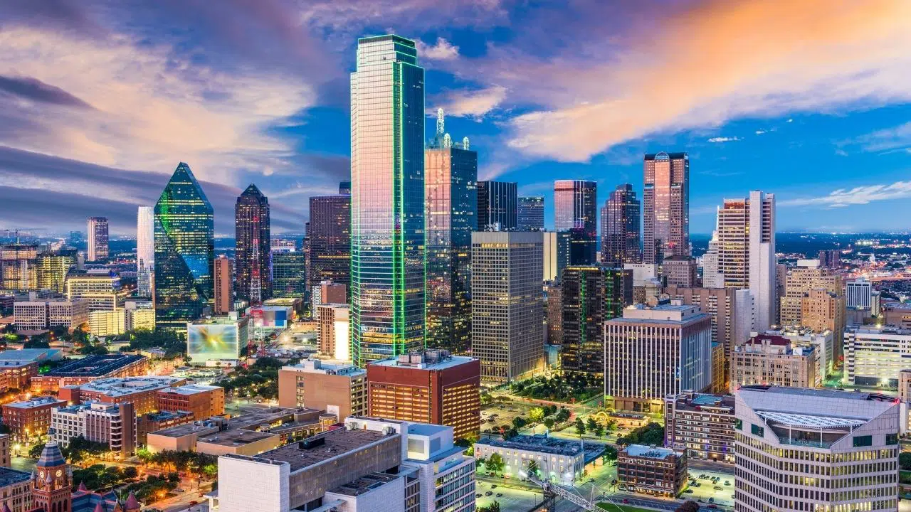 Reunion-Tower-Dallas-Airport