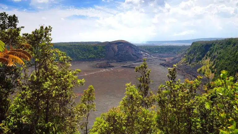 Vistiing-National-Parks-In-Hawaii