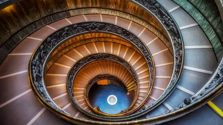 Vatican-Museum-Spiral-Staircase