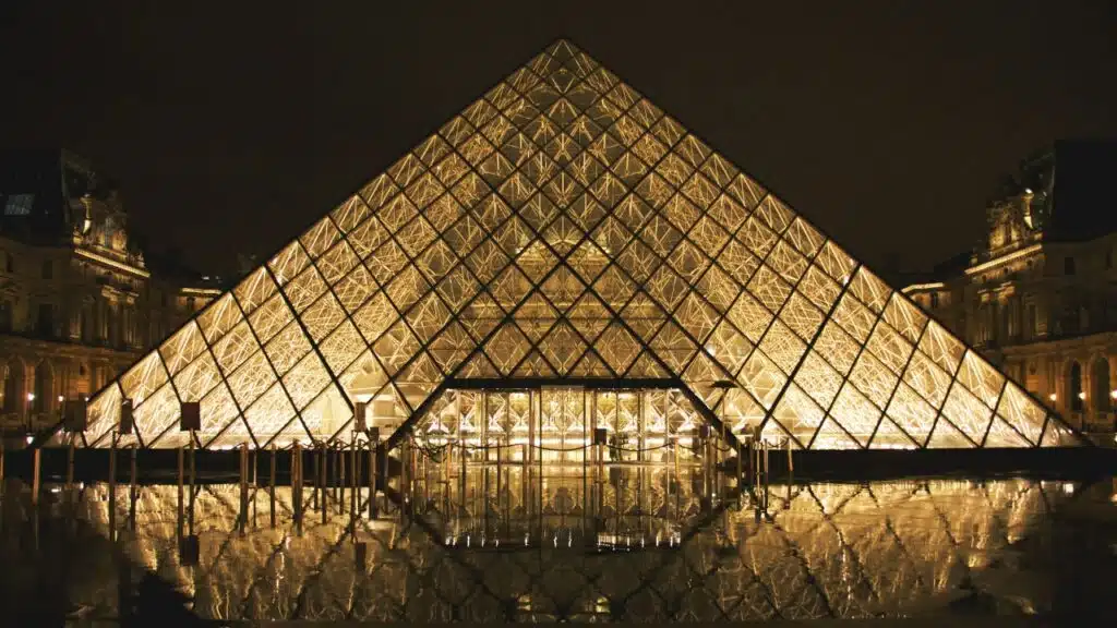 The-Louvre-Museum-Paris-France